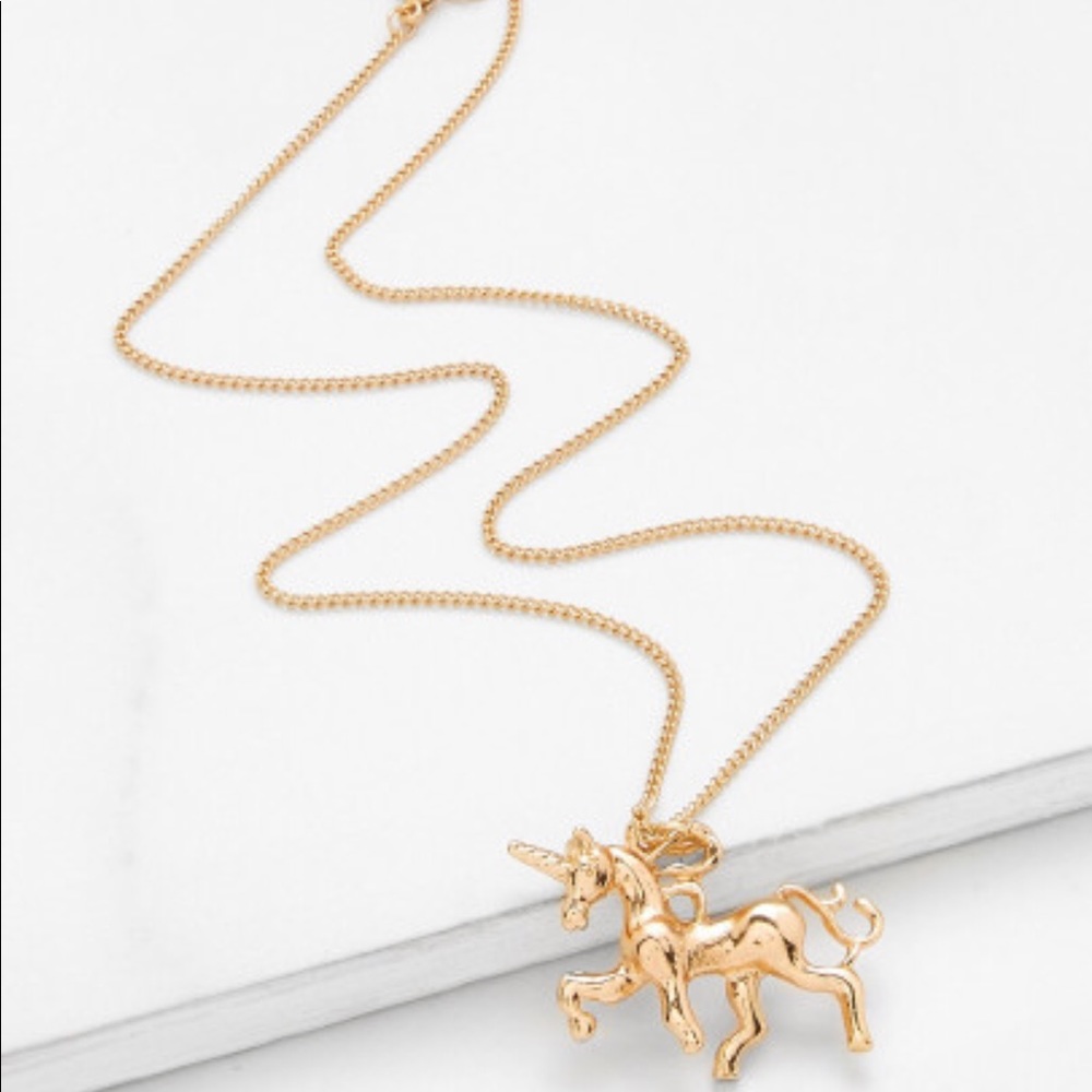 Unicorn pendent necklace.